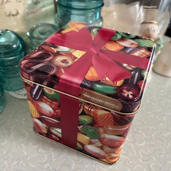 Christmas candy tin - Picture 8 of 8